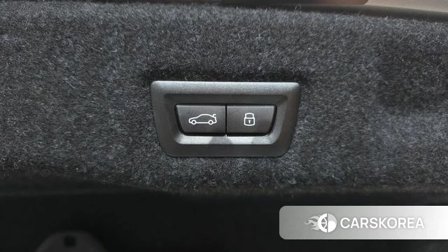 BMW 5 Series (G60) id 4629970 из Кореи 27