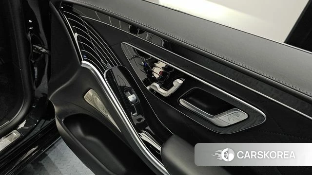 Mercedes-Benz S-Class W223 id 4396011 из Кореи 27