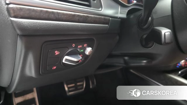 Audi New A6 id 4626376 из Кореи 27