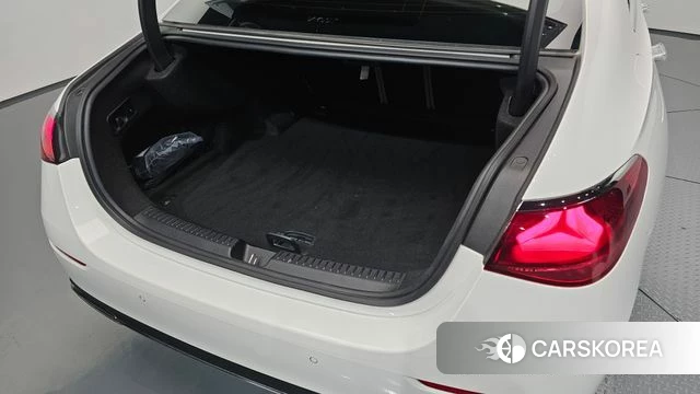 Mercedes-Benz E-Class W214 id 4665277 из Кореи 26