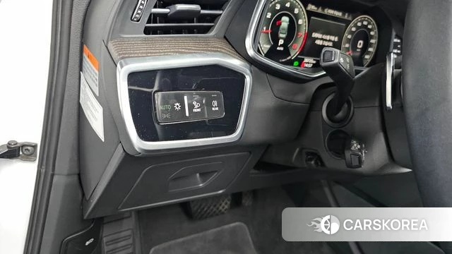Audi A6 (C8) id 4423506 из Кореи 27