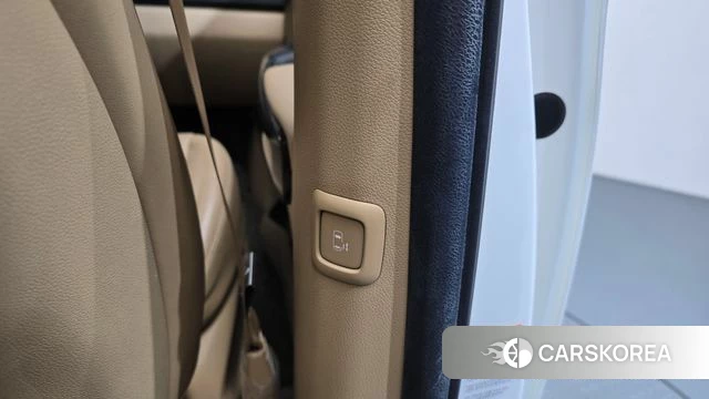 Kia The New Carnival id 4542985 из Кореи 27