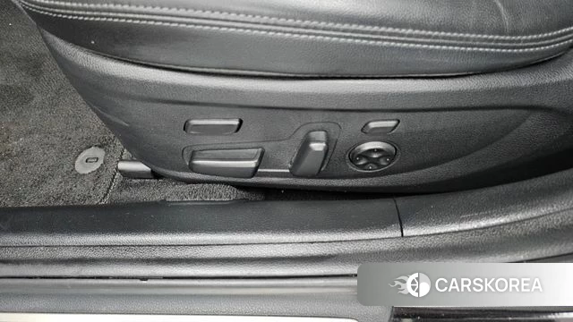 Hyundai The New Grandeur IG Hybrid id 4935881 из Кореи 27