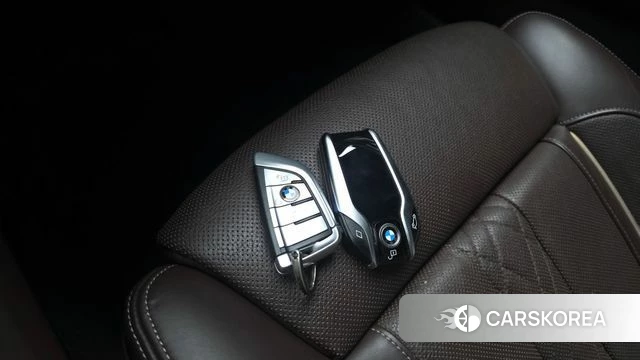 BMW 5 Series (G30) id 4873262 из Кореи 27