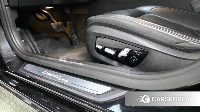 BMW 5 Series (G30) id 4689327 из Кореи 27