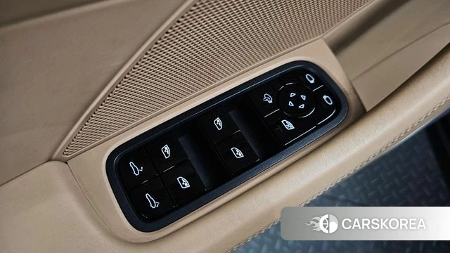 Porsche Panamera (971) id 4610372 из Кореи 27