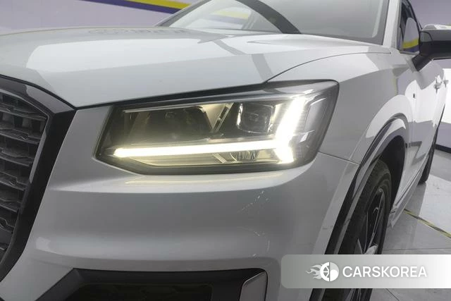 Audi Q2L id 3768946 из Китая 27