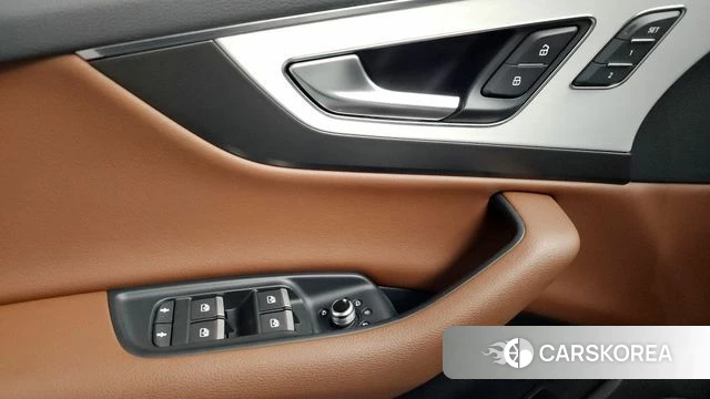 Audi Q7 (4M) id 4188116 из Кореи 27