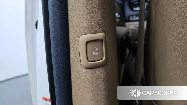 Kia The New Carnival id 4900390 из Кореи 27