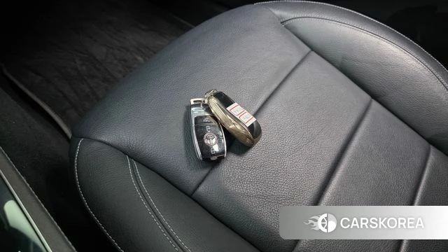 Mercedes-Benz E-Class W213 id 4231988 из Кореи 27