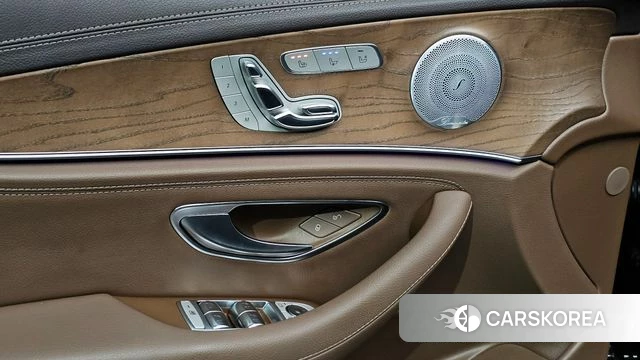 Mercedes-Benz E-Class W213 id 4633318 из Кореи 27