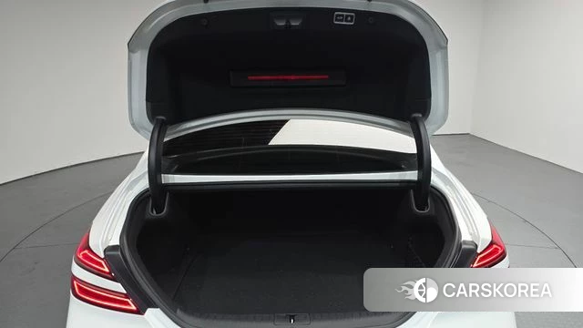 Genesis The New G70 id 4344360 из Кореи 27