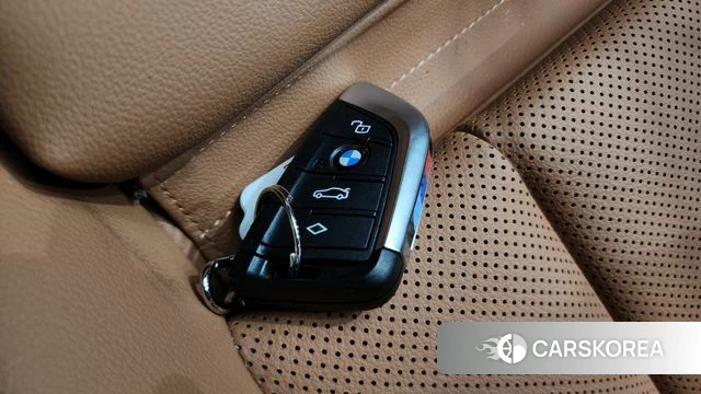 BMW 3 Series (G20) id 4528820 из Кореи 27