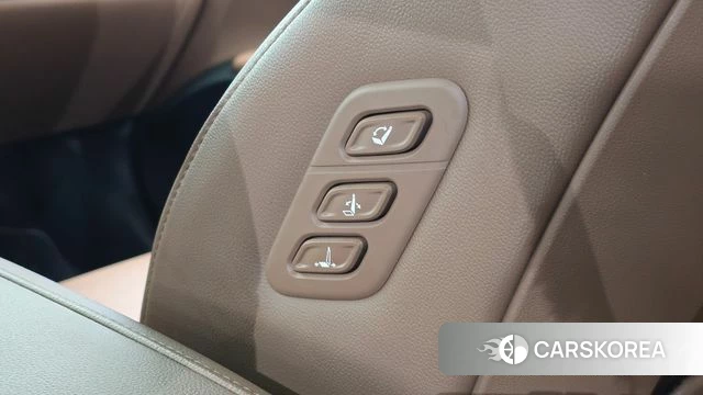 Hyundai Grandeur Hybrid (GN7) id 4880320 из Кореи 27
