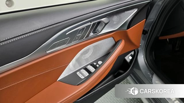 BMW 8 Series (G15) id 4360105 из Кореи 27