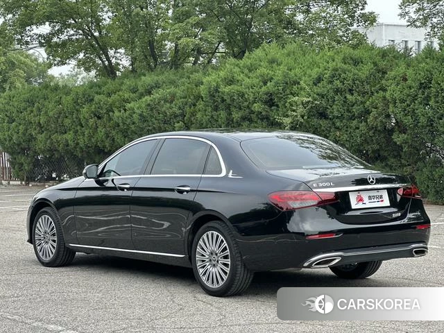 Mercedes-Benz E-class id 4393247 из Китая 27