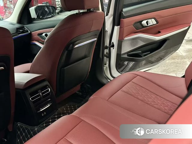 BMW 3 series id 4313790 из Китая 27