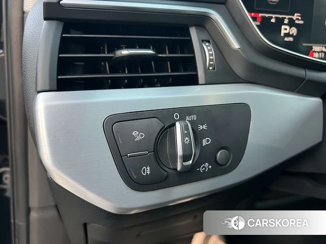 Audi A4L id 4271945 из Китая 27