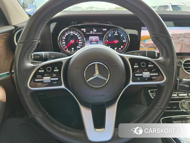Mercedes-Benz E-Class W213 id 4377655 из Кореи 27