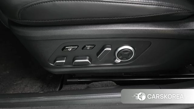 Hyundai Grandeur Hybrid (GN7) id 4302881 из Кореи 27