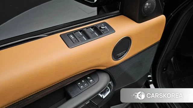 Land Rover Discovery 5 id 4658018 из Кореи 27