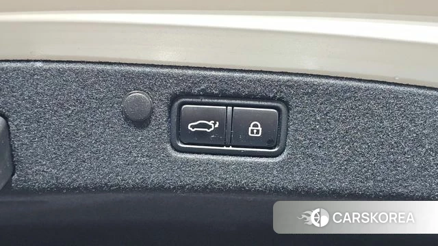 Hyundai The New Grandeur IG Hybrid id 4726161 из Кореи 27