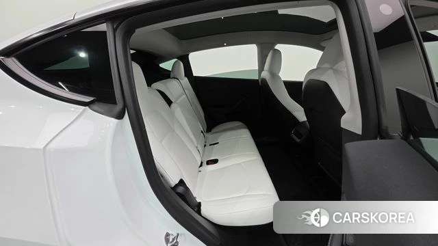 Tesla Model Y id 4645456 из Кореи 27