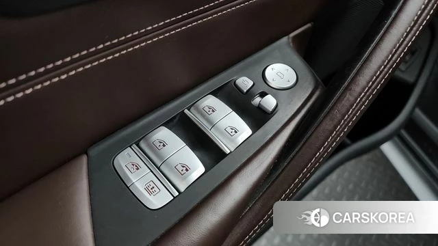 BMW 5 Series (G30) id 4530524 из Кореи 27