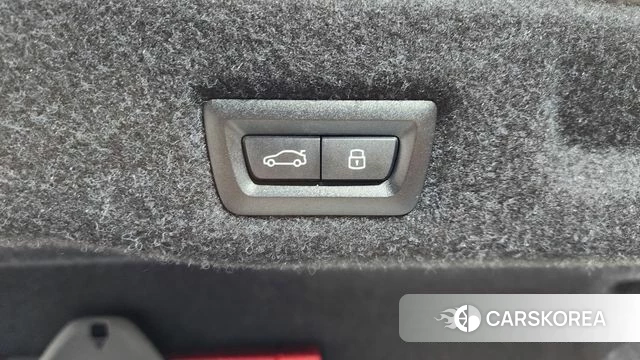BMW 5 Series (G60) id 4589974 из Кореи 27