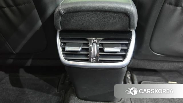 Hyundai The New Grandeur IG Hybrid id 4936444 из Кореи 27