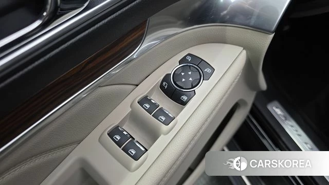 Ford Explorer id 4471628 из Кореи 27