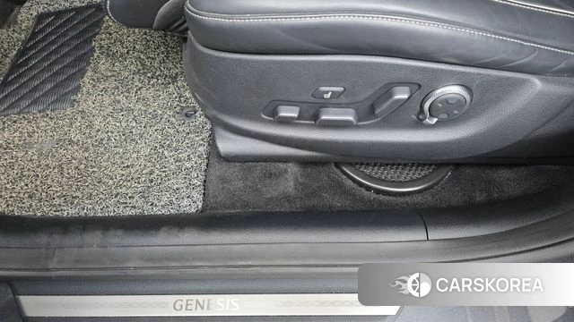 Genesis GV80 id 4556840 из Кореи 27