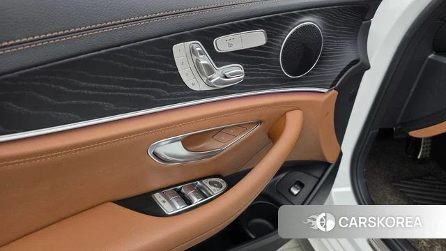 Mercedes-Benz E-Class W213 id 4769504 из Кореи 27
