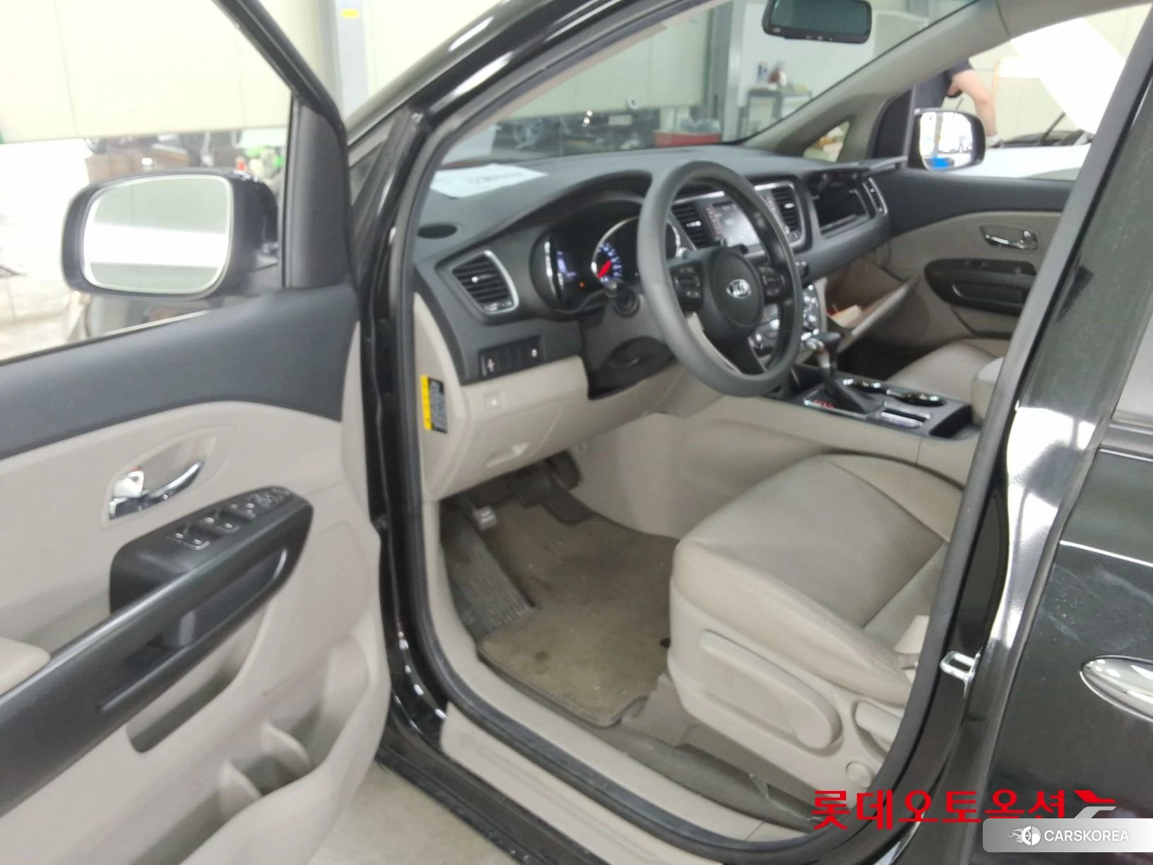 Kia Carnival id 3882134 из Кореи 27