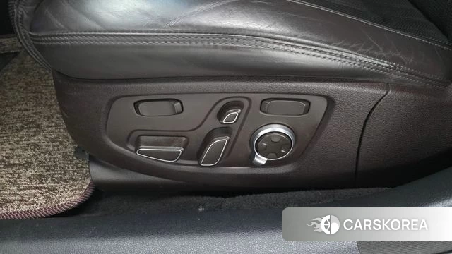 Genesis G90 id 4188335 из Кореи 27