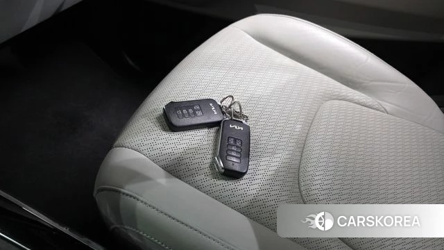 Kia Carnival 4th generation id 4506245 из Кореи 27