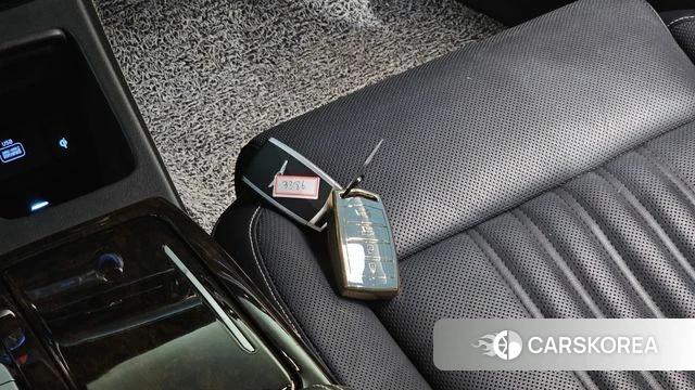 Genesis G90 id 4646673 из Кореи 27