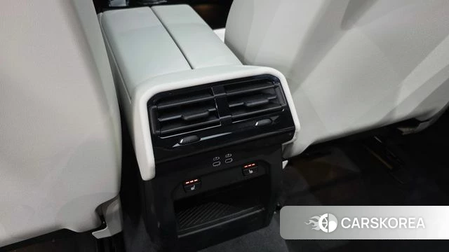 BMW 5 Series (G60) id 4505313 из Кореи 27