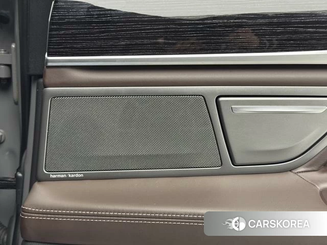BMW 7 series id 4348817 из Китая 27