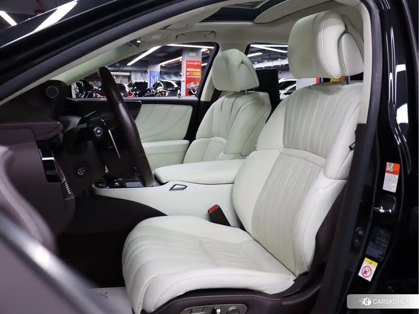 Lexus LS id 4583833 из Китая 27