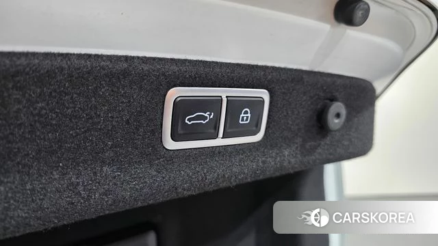 Genesis The New G70 id 4881773 из Кореи 27