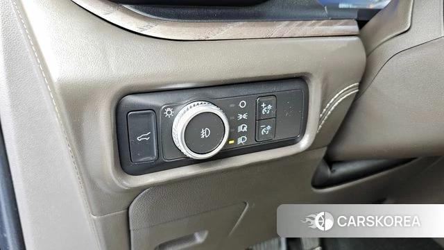 Ford Explorer 6th Generation id 4636749 из Кореи 27