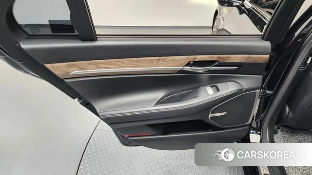 Genesis G90 id 4536152 из Кореи 27