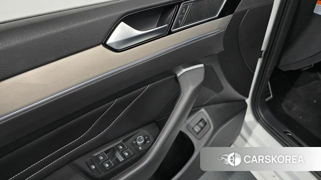 Volkswagen Passat GT (B8) id 4224446 из Кореи 27