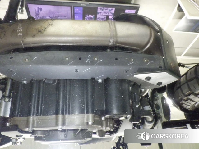 Husqvarna SVARTPILEN 401 id 3939697 из Японии 27