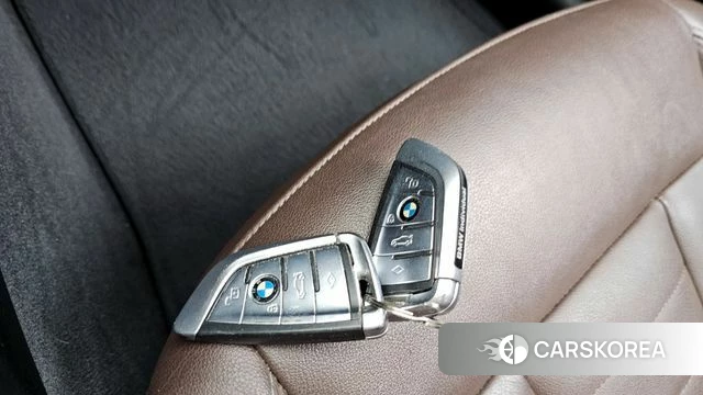 BMW 3 Series (G20) id 4383862 из Кореи 27