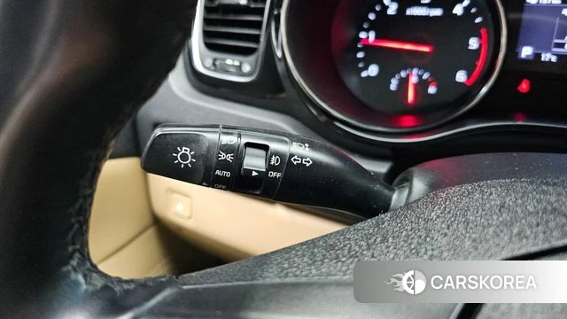 Kia The New Carnival id 4250659 из Кореи 27
