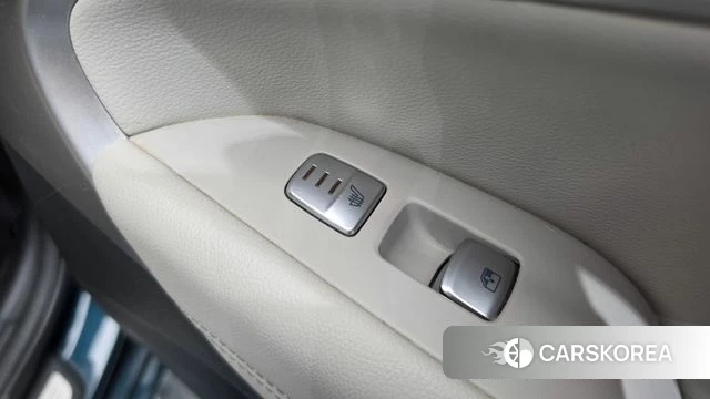 Genesis The New G70 id 4881450 из Кореи 27
