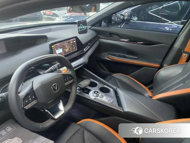 Chang'an UNI-V id 4374699 из Китая 27
