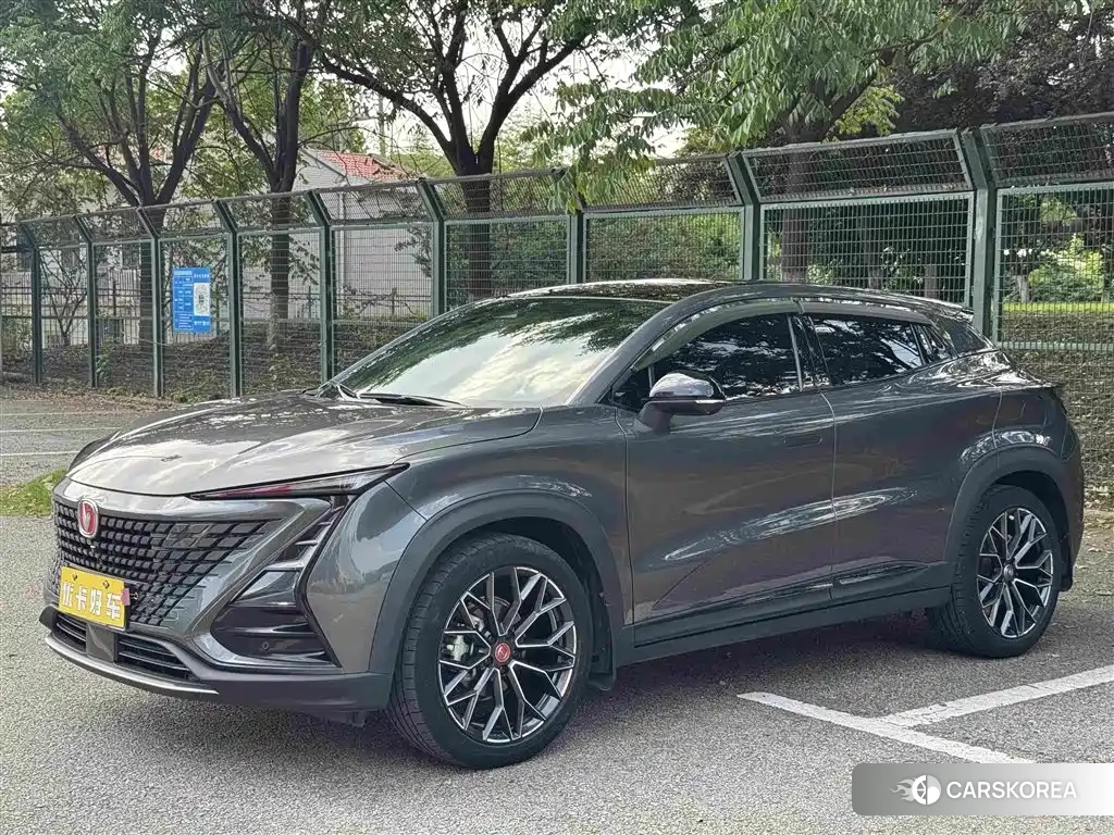 Chang'an Changan UNI-T id 4538961 из Китая 27